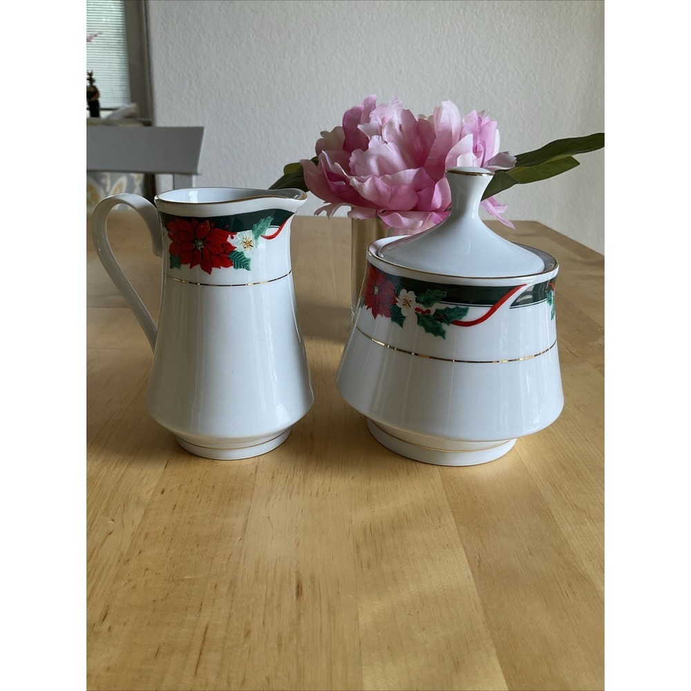 Tienshan Fine China Christmas Poinsettia & Ribbon‎ Creamer & Sugar Bowl